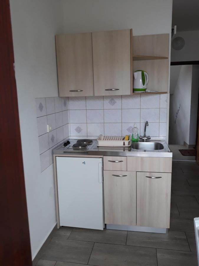 Apartments Barcarola 파그 외부 사진