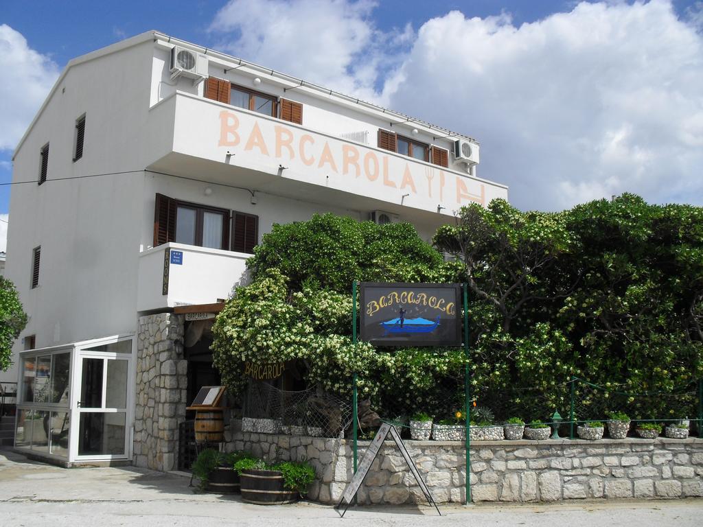 Apartments Barcarola 파그 외부 사진